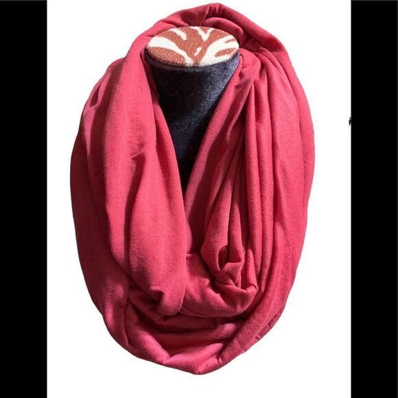 Papillon Infinity Scarf. - Picture 1 of 3